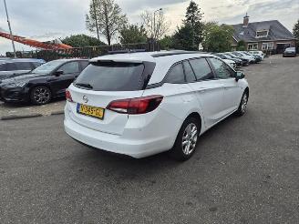krockskadad bil auto Opel Astra SPORTS TOURER 1.2 Turbo 2021/10