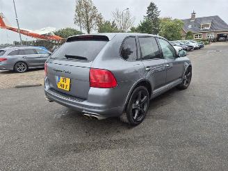 krockskadad bil auto Porsche Cayenne 4.5 V8 2003/10