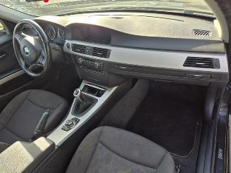 BMW 3-serie 316i Touring picture 9