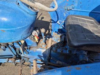Ford  Super Dexta picture 9