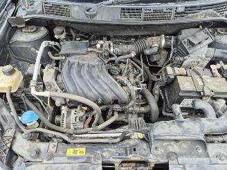 Nissan Qashqai 1.6 picture 10