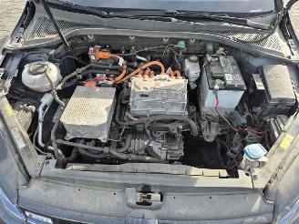 Volkswagen e-Golf  picture 9