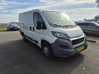 Peugeot Boxer 2.2 HDi picture 4