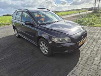 Volvo V-50 2.4 picture 4