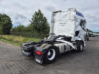 krockskadad bil auto DAF XG+ 480FT 2022/5