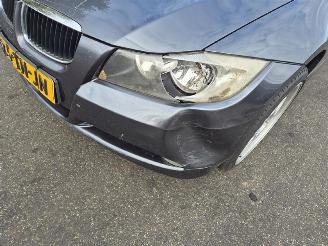 BMW 3-serie 320i picture 12