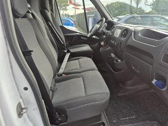 Renault Master 2.3 dCi picture 13