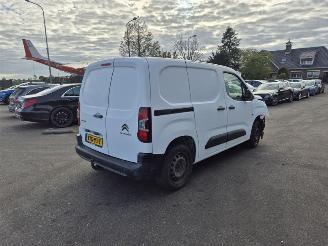skadebil bedrijf Citroën Berlingo 1.2 2020/7
