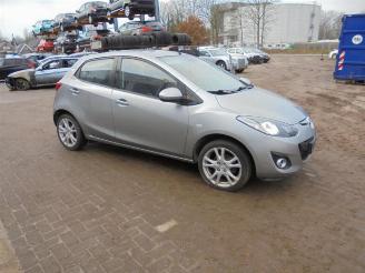 Coche siniestrado Mazda 2 2 (DE), Hatchback, 2007 / 2015 1.3 16V MZR 2011/6