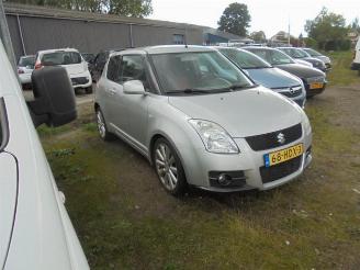 Coche siniestrado Suzuki Swift Swift (ZA/ZC/ZD1/2/3/9), Hatchback, 2005 / 2011 1.6 Sport VVT 16V 2008/10