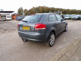 Audi  2.0 16V FSI S-line picture 4