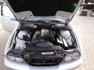 BMW 5-serie Touring 520i Lifestyle Edition picture 7