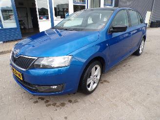 krockskadad bil auto Skoda Rapid 1.2 TSI 2015/1
