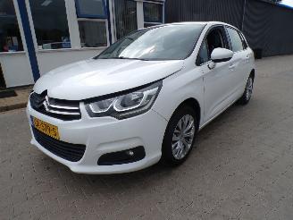 krockskadad bil auto Citroën C4 1.2 Pure Tech Feel 2015/6