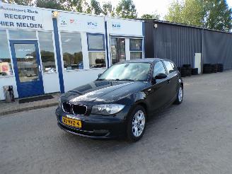 skadebil auto BMW 1-serie 116i Business Line 2009/3