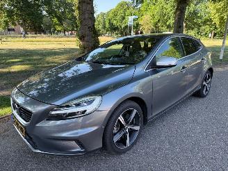 Unfallwagen Volvo V-40 112 kW (152 PK)  1498 cc. 2019/11