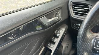 Ford Focus  picture 12