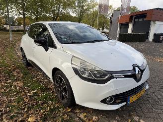 Renault Clio  picture 7