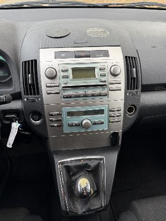 Toyota Corolla-verso  picture 14