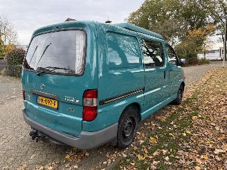 Toyota Hi-Ace  picture 5