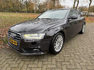 Schadeauto Audi A4 LIMOUSINE 2013/1