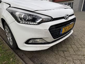 Hyundai I-20  picture 16