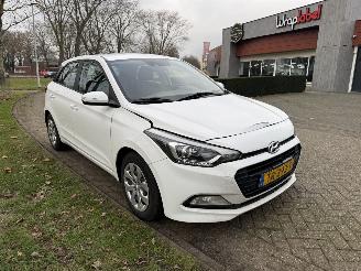 Hyundai I-20  picture 7