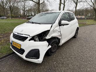 skadebil auto Peugeot 108  2015/1