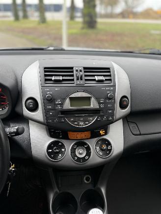 Toyota Rav-4  picture 15