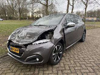  Peugeot 208  2019/1