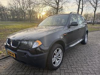 krockskadad bil auto BMW X3  2005/1