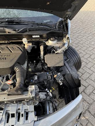 Suzuki Vitara  picture 11