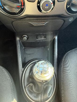 Hyundai I-20  picture 18