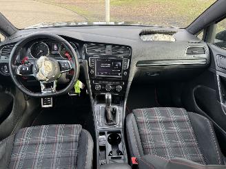 Volkswagen Golf 2.0 gti automaat picture 19