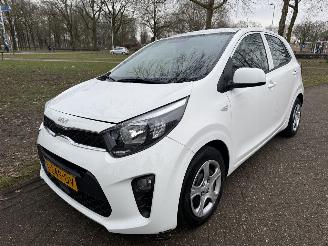 skadebil auto Kia Picanto  2023/1