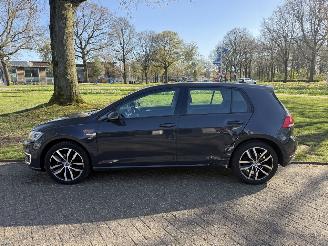 Volkswagen e-Golf  picture 2