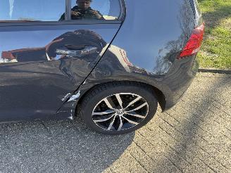 Volkswagen e-Golf  picture 10