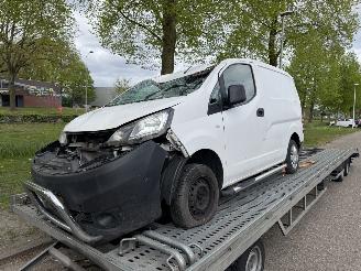 Auto incidentate Nissan Nv200  2015/1