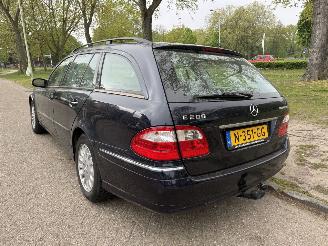 Mercedes E-klasse 200 picture 3