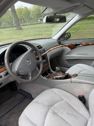 Mercedes E-klasse 200 picture 12