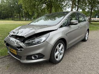 Unfallwagen Ford S-Max  2016/1