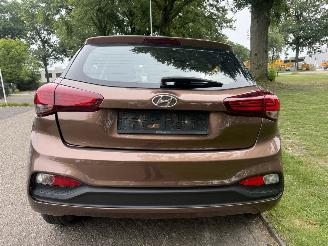 Hyundai I-20  picture 4