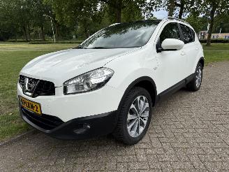 uszkodzony samochody osobowe Nissan Qashqai  2010/1