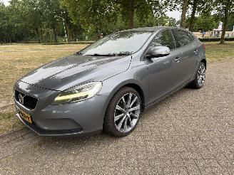 Schadeauto Volvo V-40  2016/1