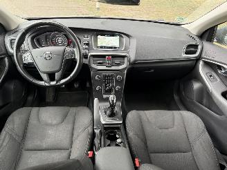 Volvo V-40  picture 9