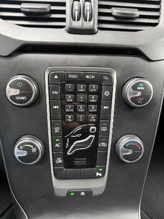 Volvo V-40  picture 14