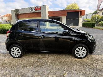 Peugeot 108  picture 6