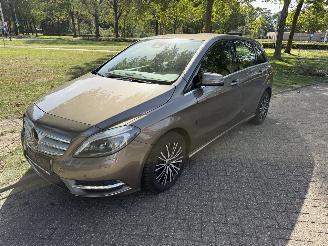 damaged passenger cars Mercedes B-klasse  2012/1