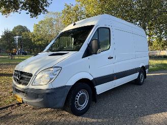 krockskadad bil bedrijf Mercedes Sprinter 316 cdi 2011/1
