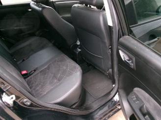 Suzuki Swift 1.3 D Grand Luxe 5DRS picture 25